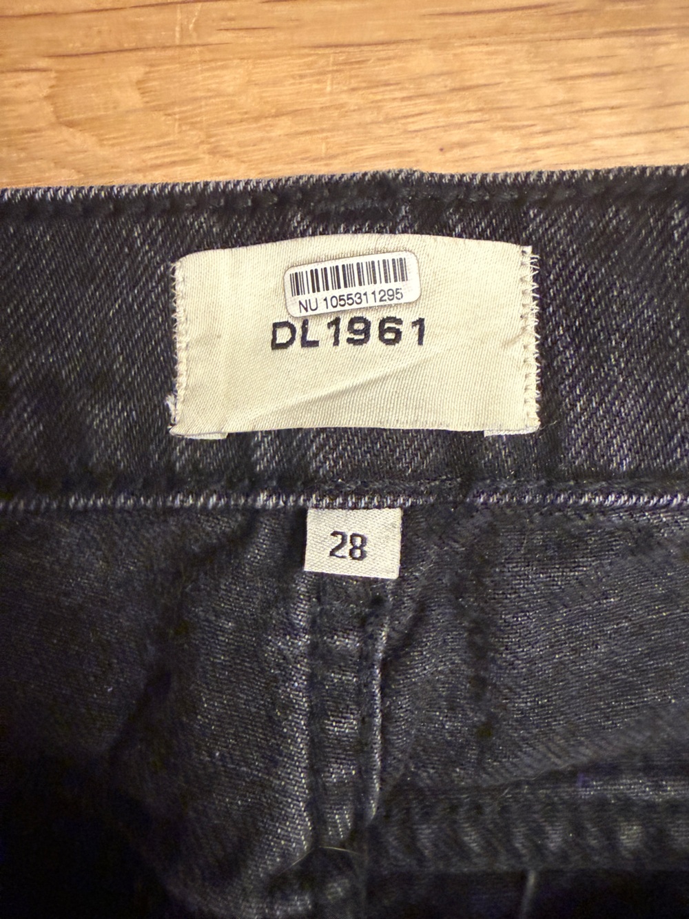 DL1961 Women's Black Wide-Leg Distressed Hem Jeans - Picture 2 of 7